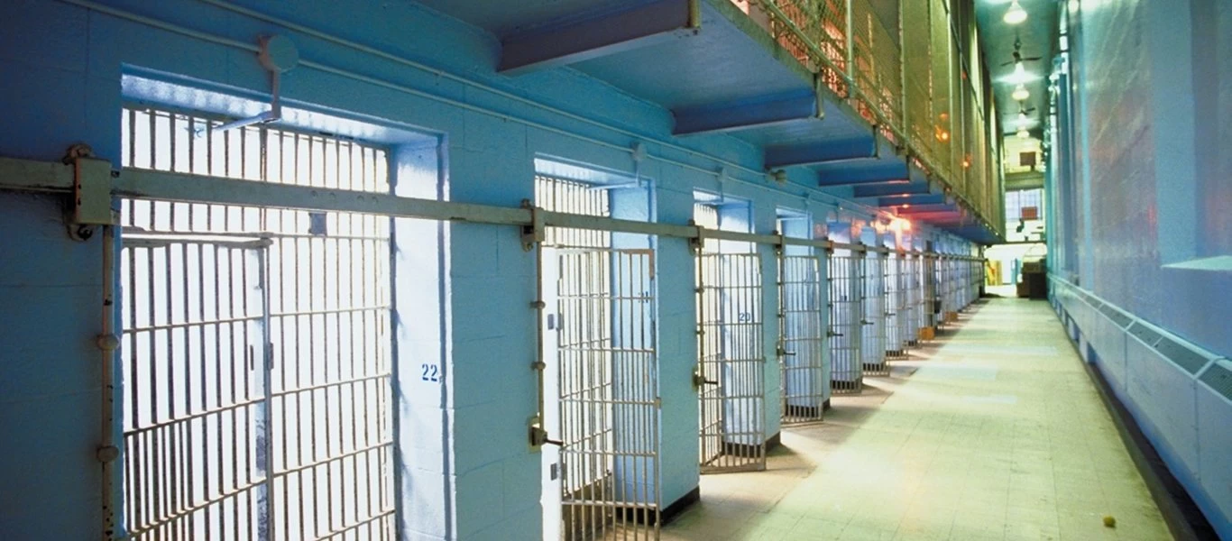 Φυλακές Κέρκυρας: Βρέθηκαν πιστόλια και αυτοσχέδια μαχαίρια σε κελιά κρατουμένων
